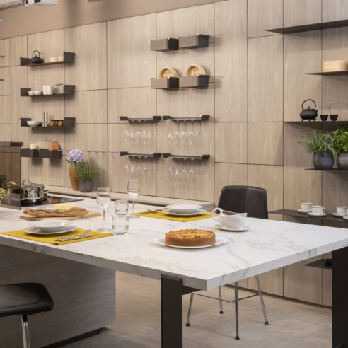 Linha Move assinada por Vivian Coser para Ornare