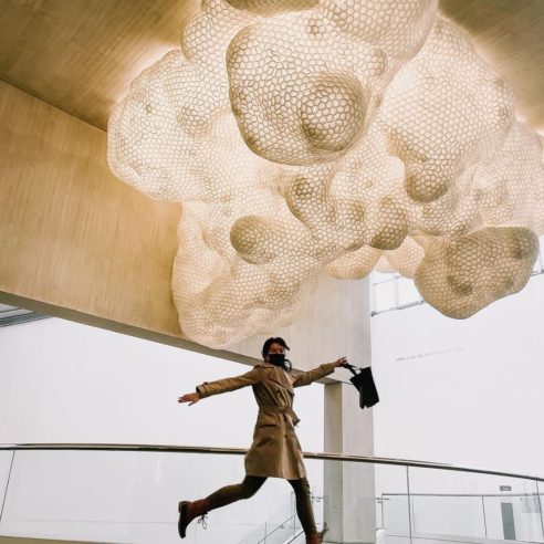O  @mfaboston preparou uma visita guiada pelos destaques da sua coleção de design com os curadores Meghan Melvin, Jean S. e Frederic A. Sharf