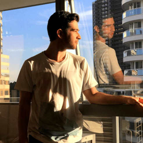 Estagiário Gabriel Figueiredo